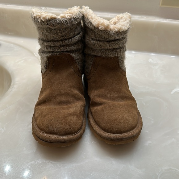 Bearpaw Virginia Knit and Suede Slip-On Boots Women's Size 7 - Picture 2 of 6